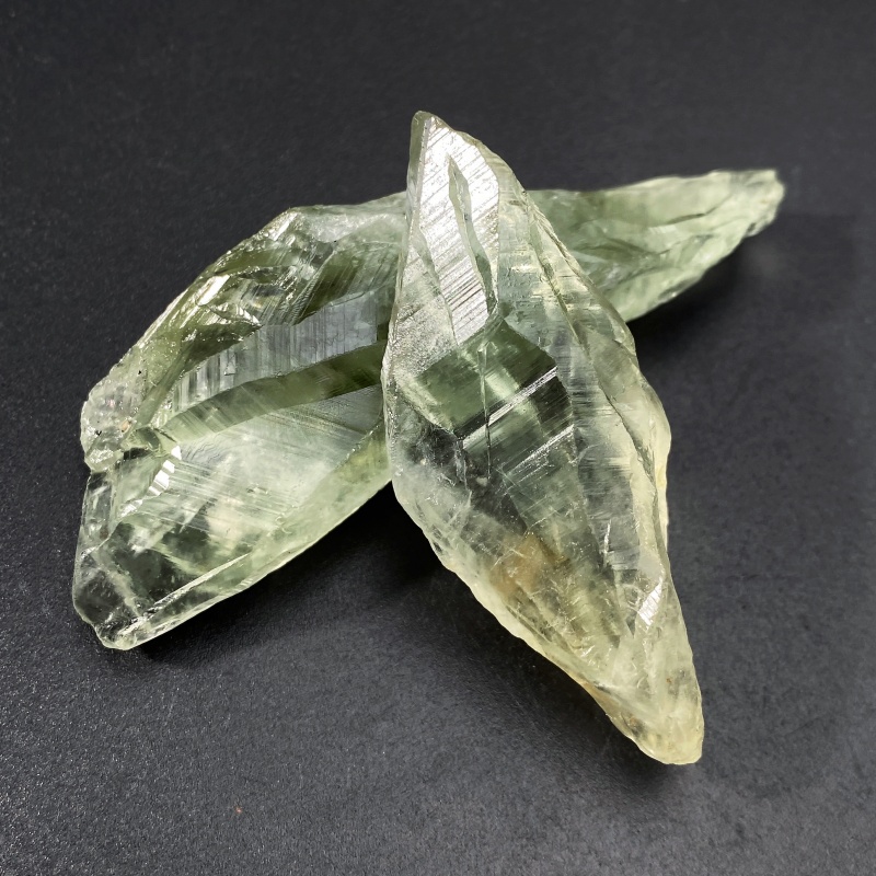 1pc30-70g Natural Green Crysta - Home Decor Garden Ideas avaliação e preço