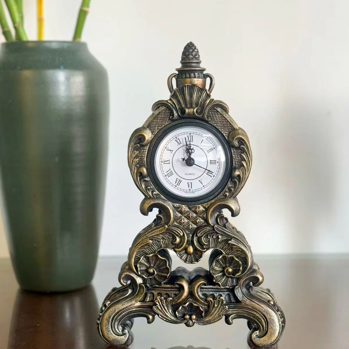 Classic Ticking Retro Resin Ta - Home Decor Living Room Ideas avaliação e preço